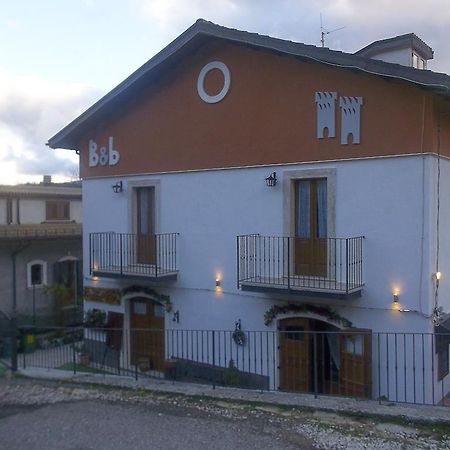 Le Antiche Torri Bed & Breakfast Pescasseroli Eksteriør bilde