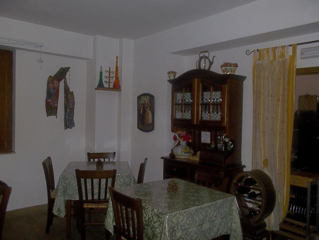 Le Antiche Torri Bed & Breakfast Pescasseroli Eksteriør bilde