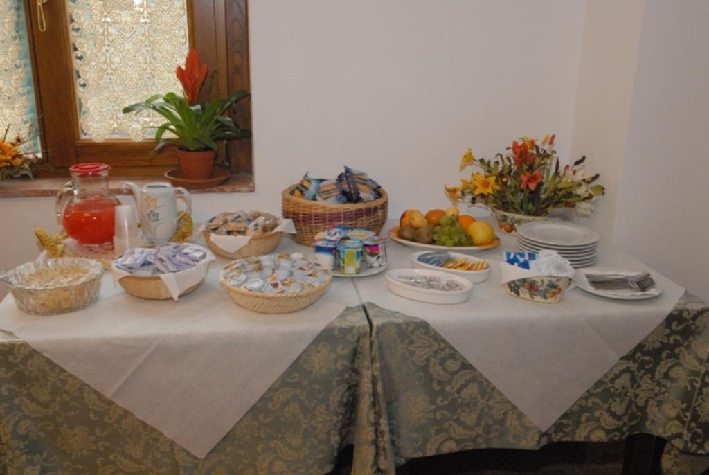 Le Antiche Torri Bed & Breakfast Pescasseroli Eksteriør bilde